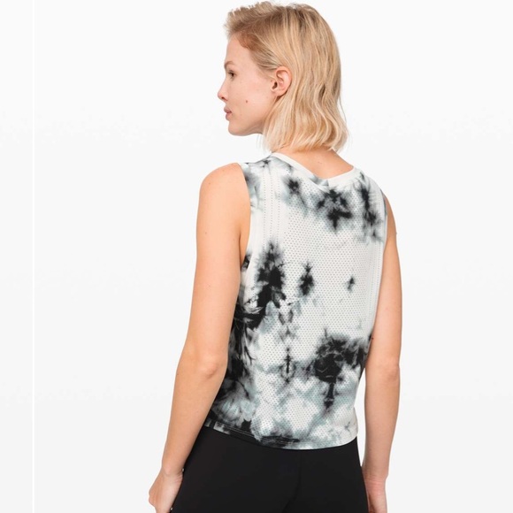 Lululemon Train to Be Tank *Shibori Deep Coal - Picture 2 of 7